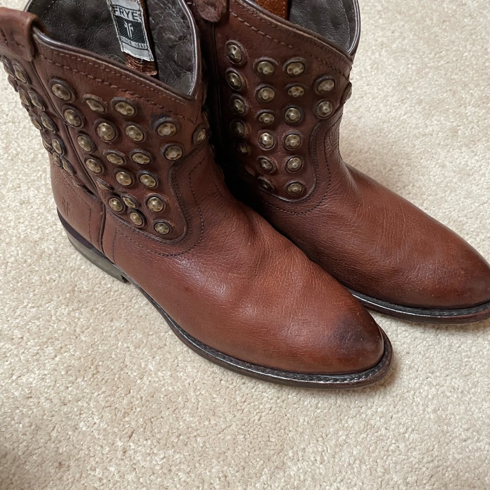 Frye Brown Leather Studded Boots 6 1/2 B EUC